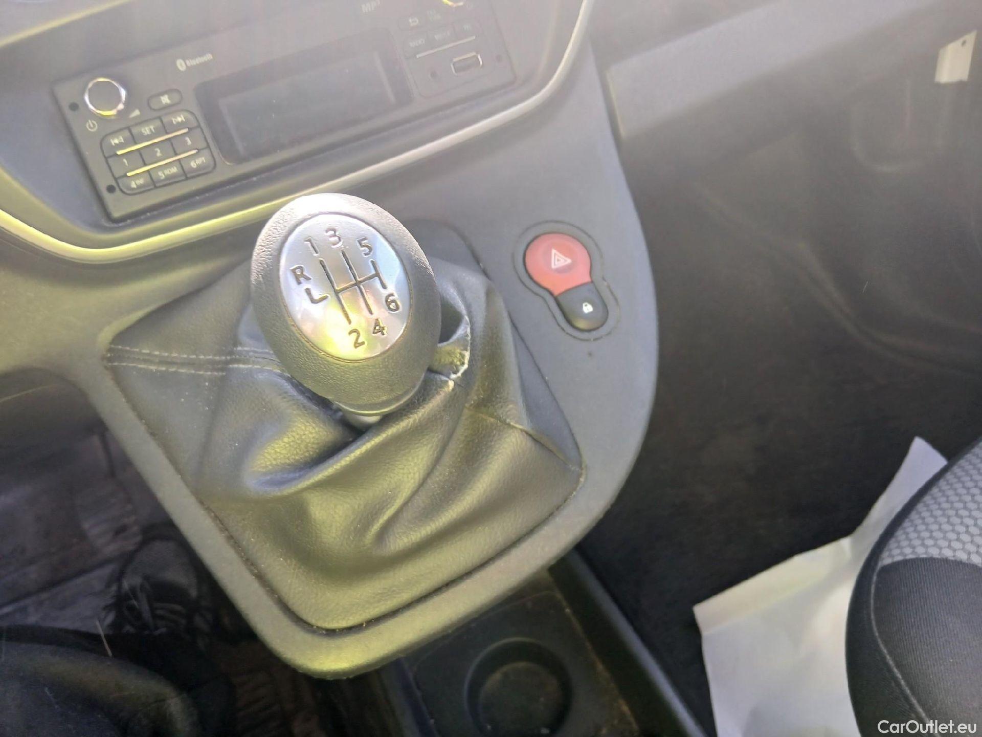  Renault  Kangoo RENAULT  Furgón/2013/3P/furgón derivado de turismo Profesional Blue dCi 70kW (95CV) (CX) #31