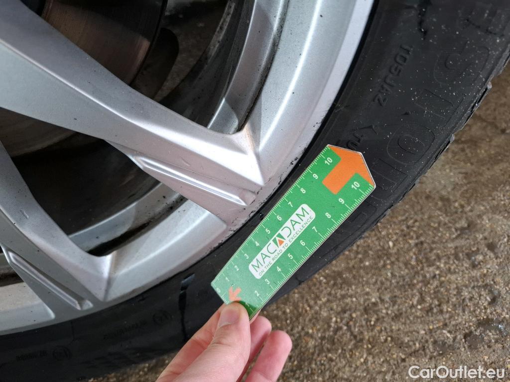  Audi  A4 AUDI  Avant / 2019 / 5P / Break 35 TFSI 150 S tronic Business line OPERATION STOCK #12