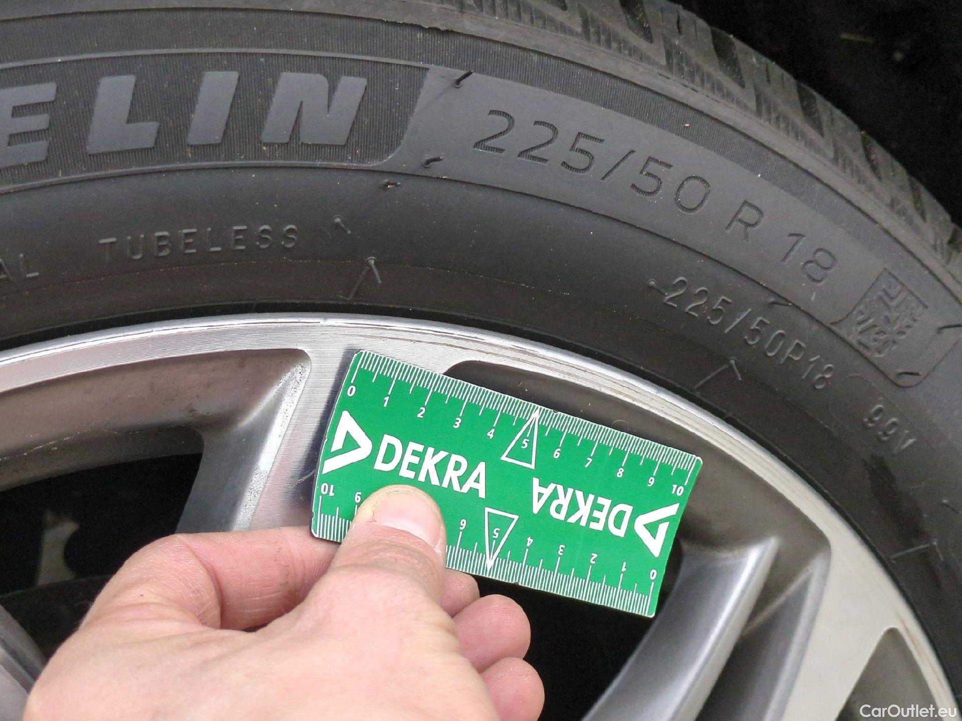  Bmw  X1 Série  xDrive18d Lounge 2.0 150CV BVA8 E6d #14