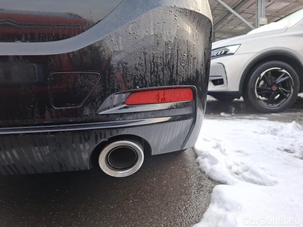  Bmw  Serie 3 BMW Série 3 Touring / 2022 / 5P / Break 320e xDrive 204 Busi Design BVA8 Hybride #30