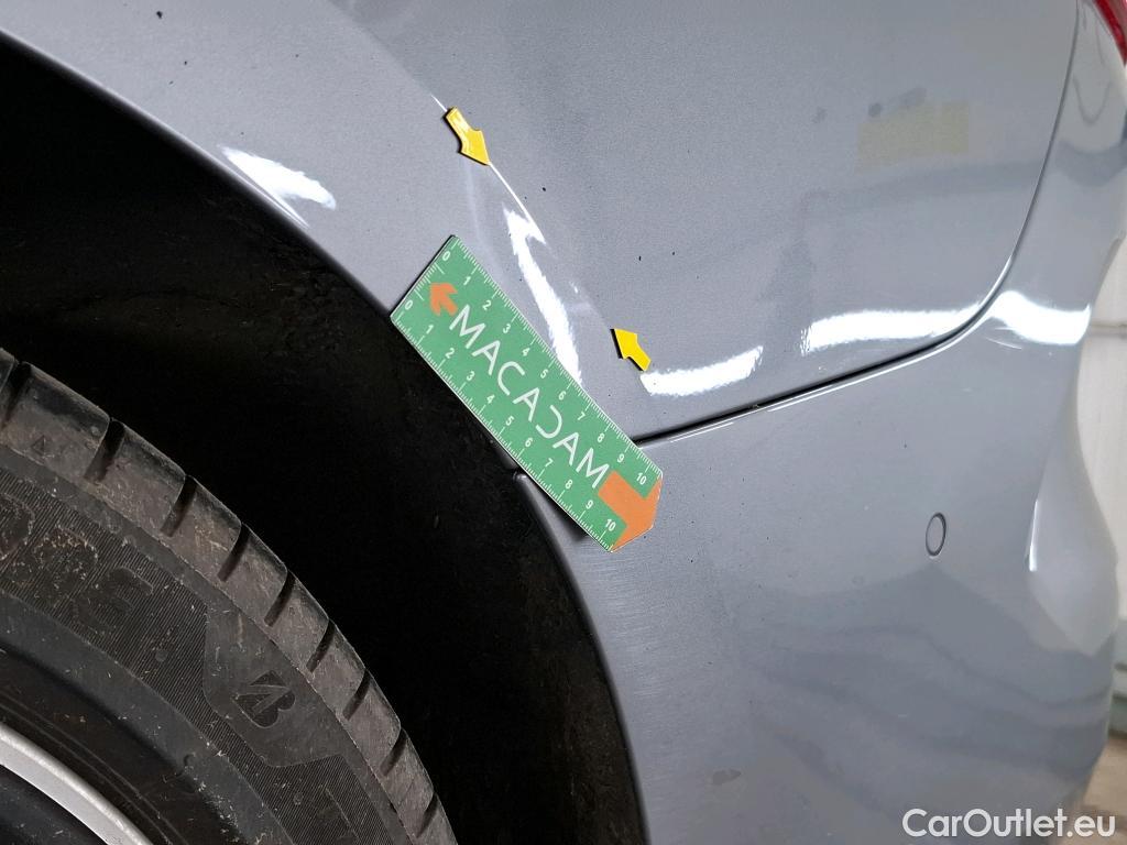  Bmw  Serie 2 BMW Série 2 Gran Coupé / 2019 / 4P / Berline 220D AUTO Business Design #2