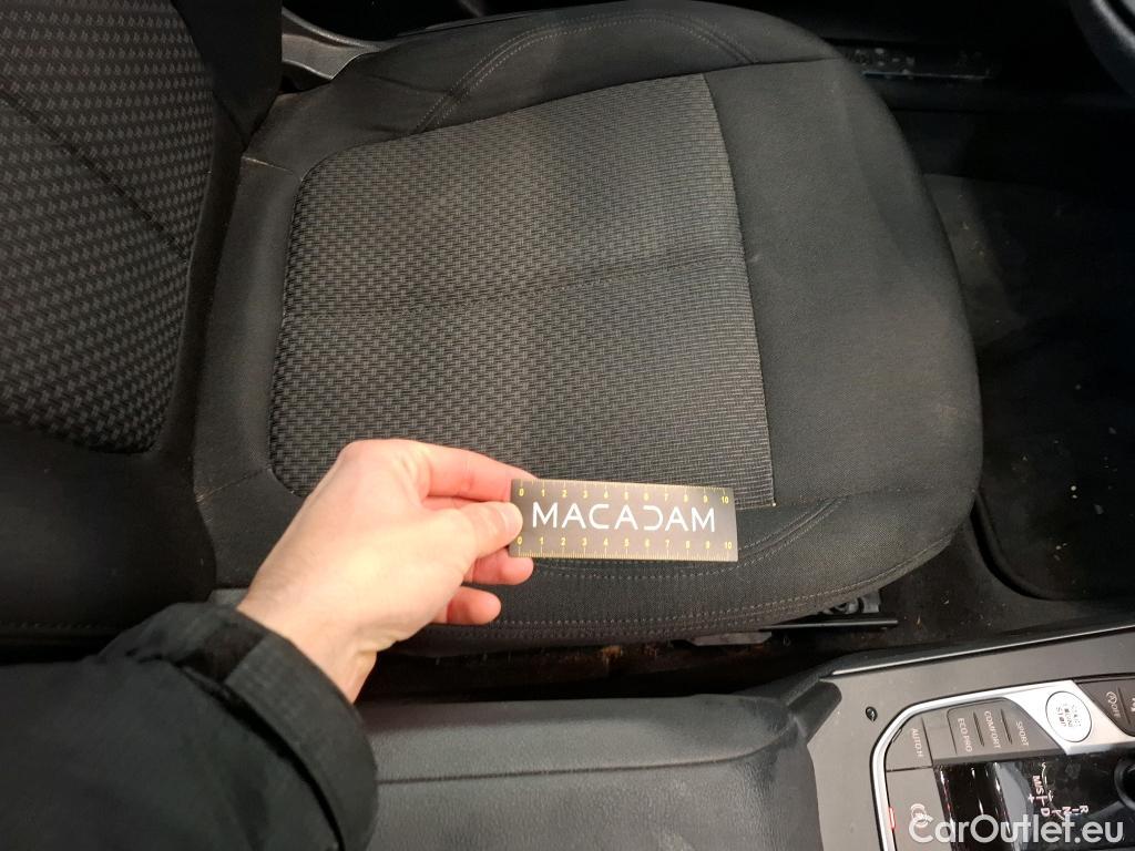  Bmw  Serie 1 Série 1 Berline 116 d Lounge 1.5 115CV BVA7 E6d #31