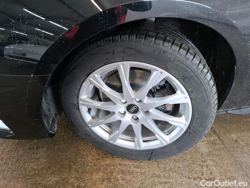  Audi  A4 AUDI  Avant / 2019 / 5P / Break 35 TFSI 150 S tronic Business line OPERATION STOCK #9