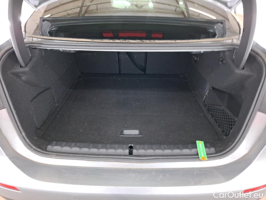  Bmw  Serie 2 BMW Série 2 Gran Coupé / 2019 / 4P / Berline 220D AUTO Business Design #28