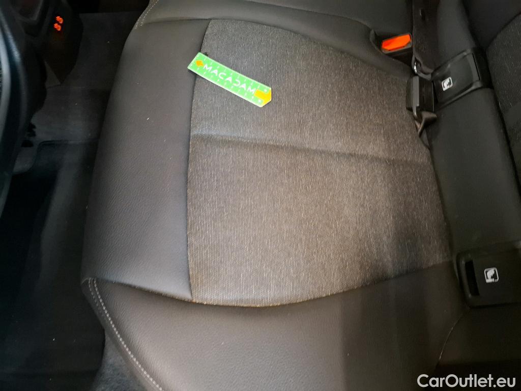  Bmw  Serie 2 BMW Série 2 Gran Coupé / 2019 / 4P / Berline 220D AUTO Business Design #26