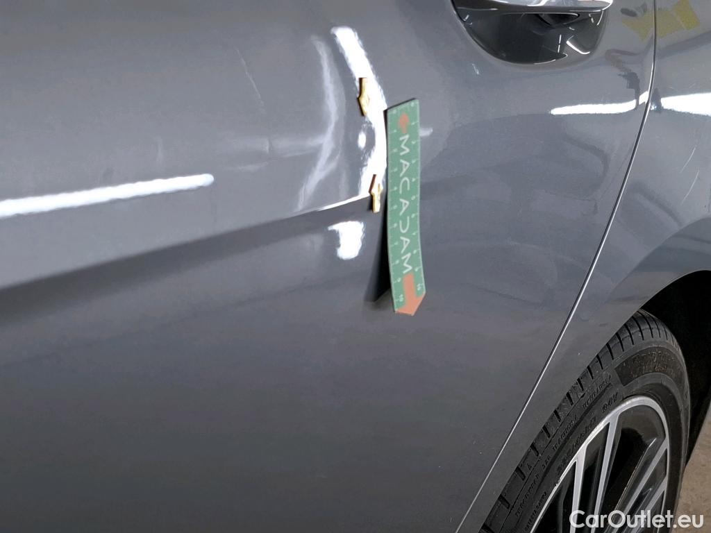  Bmw  Serie 2 BMW Série 2 Gran Coupé / 2019 / 4P / Berline 220D AUTO Business Design #31