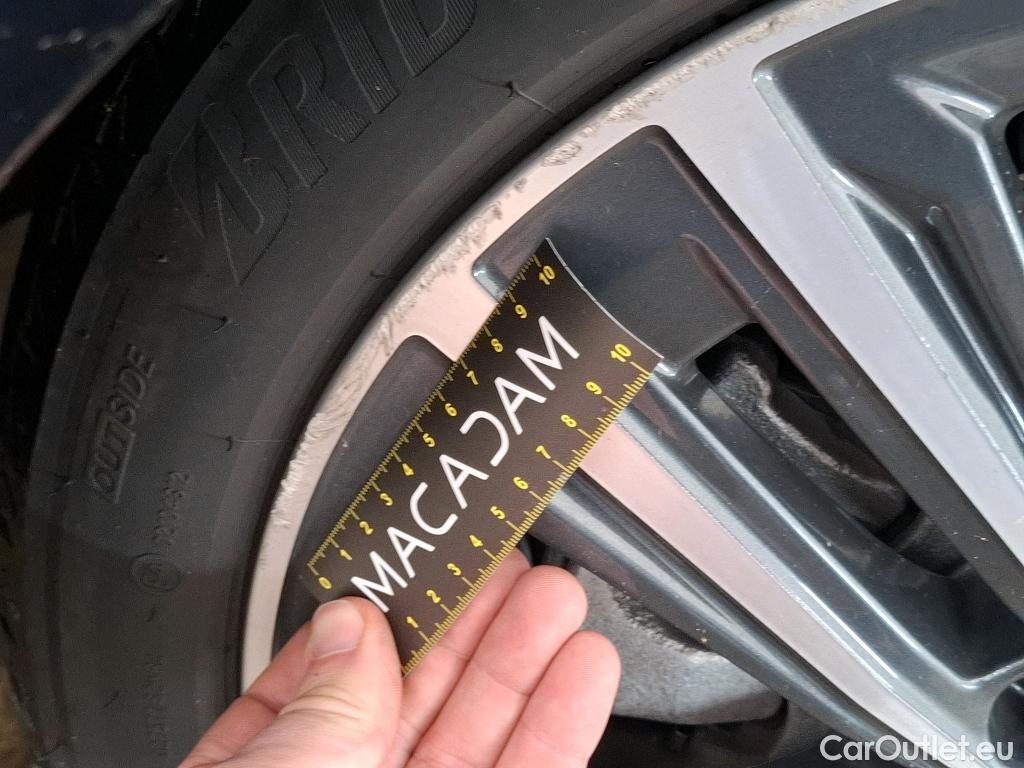  Bmw  Serie 2 BMW Série 2 Gran Coupé / 2019 / 4P / Berline 218I AUTO Business Design #4