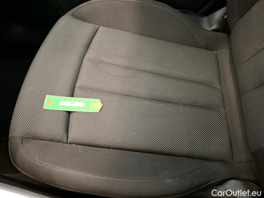  Audi  A4 AUDI  Avant / 2019 / 5P / Break 35 TFSI 150 S tronic Business line OPERATION STOCK #26