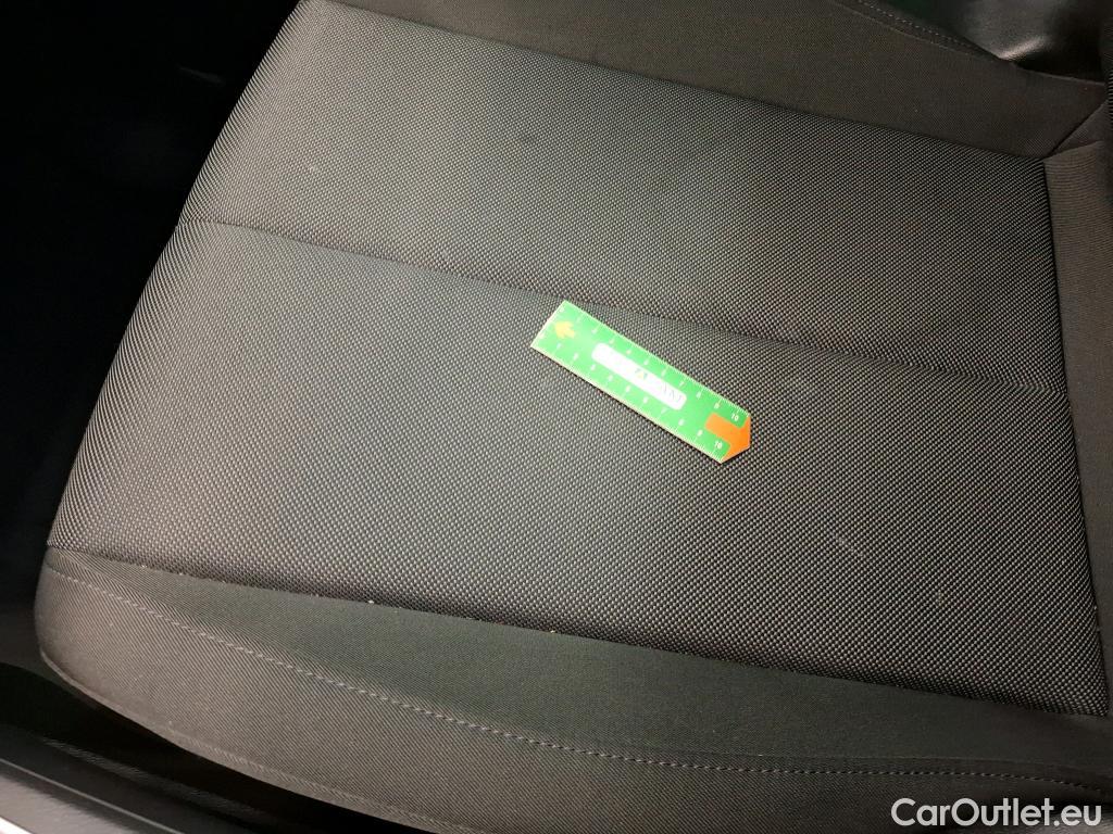  Audi  Q3 AUDI  / 2018 / 5P / SUV 35 TFSI 150 MHEV S TRONIC BUSINESS LINE #10