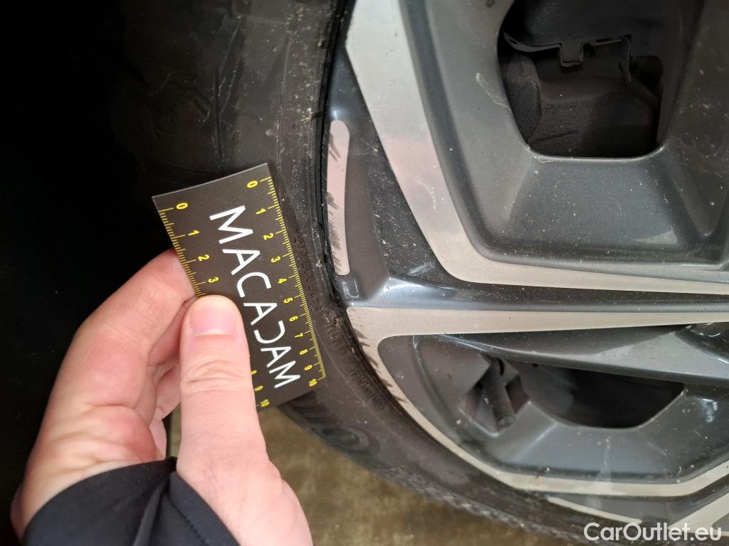  Hyundai  i30  Business 1.6 CRDi 115CV BVA7 E6d #10