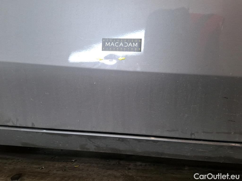  Mercedes  A-Klasse MERCEDES-BENZ Classe A Berline / 2018 / 4P / Berline A 200 d Business Line 8G-DCT #19