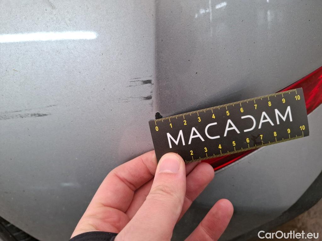  Hyundai  i30  Business 1.6 CRDi 115CV BVA7 E6d #7