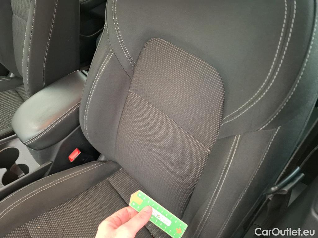  Nissan  Qashqai NISSAN  / 2021 / 5P / Crossover 1.3 MHEV 140 Business Edition #6