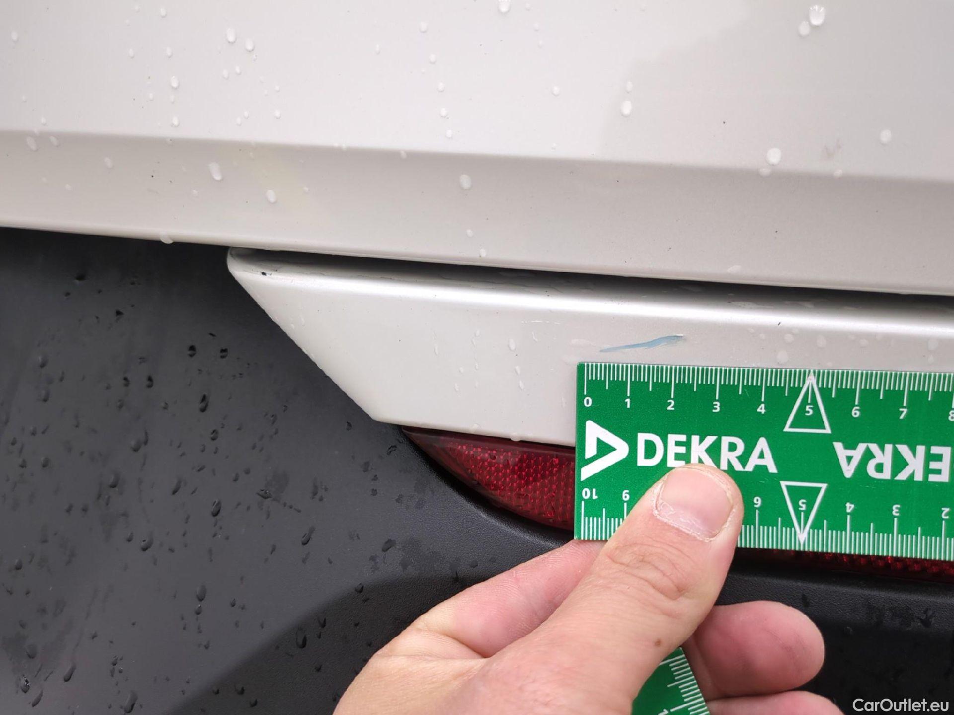  Opel   Grandland X Grandland X Elegance Business 1.5 130CV BVA8 E6d #4