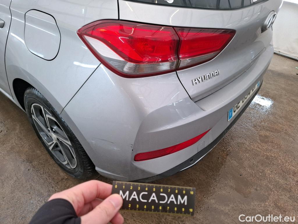  Hyundai  i30  Business 1.6 CRDi 115CV BVA7 E6d #5