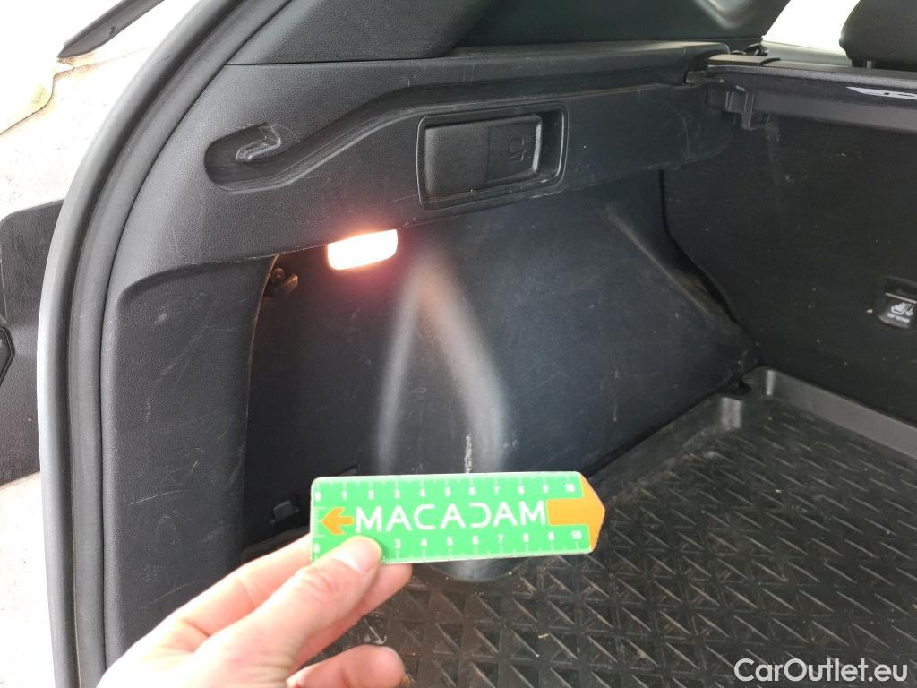  Hyundai  Tucson  Business Mild-Hybrid 2WD 1.6 CRDI 135CV BVA7 E6d #17