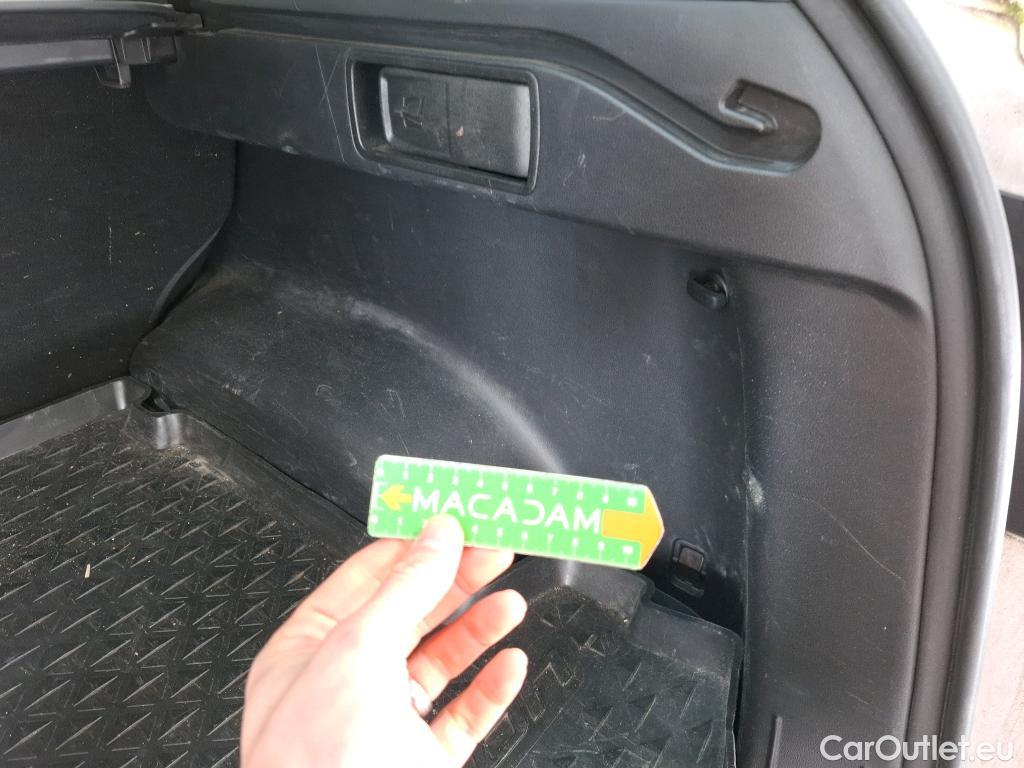  Hyundai  Tucson  Business Mild-Hybrid 2WD 1.6 CRDI 135CV BVA7 E6d #11