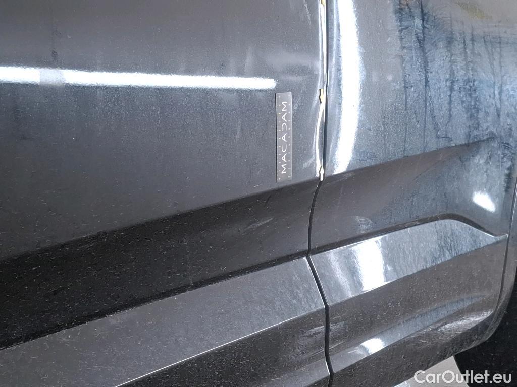  Opel   Grandland X Grandland X Elegance Business 1.5 130CV BVA8 E6d #6