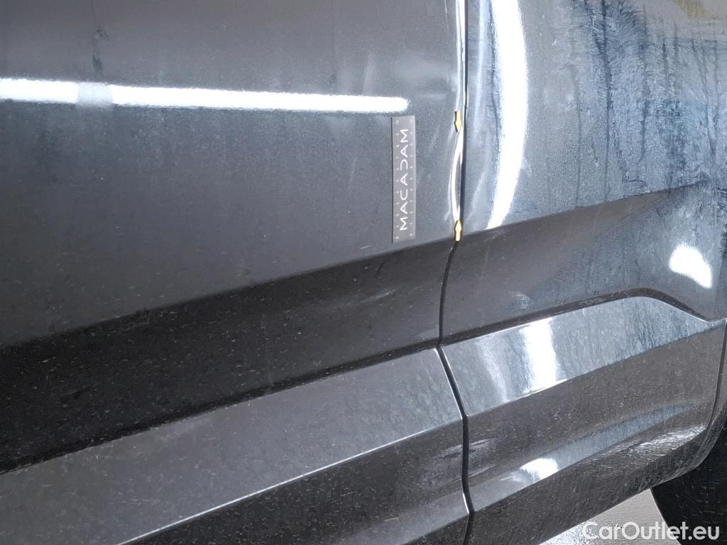  Opel   Grandland X Grandland X Elegance Business 1.5 130CV BVA8 E6d #5