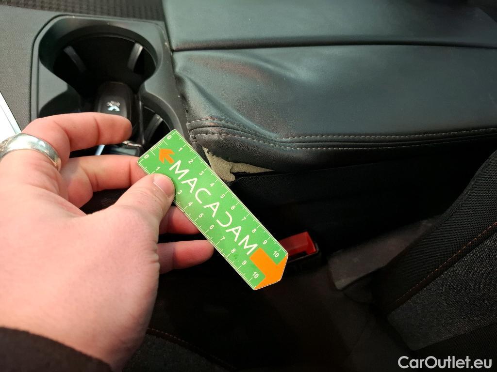  Peugeot  3008  Active Business 1.5 HDi 130CV BVM6 E6d #8