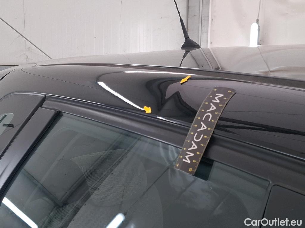  Renault  Captur  Business 1.5 dCi 110CV BVM6 E6 #19