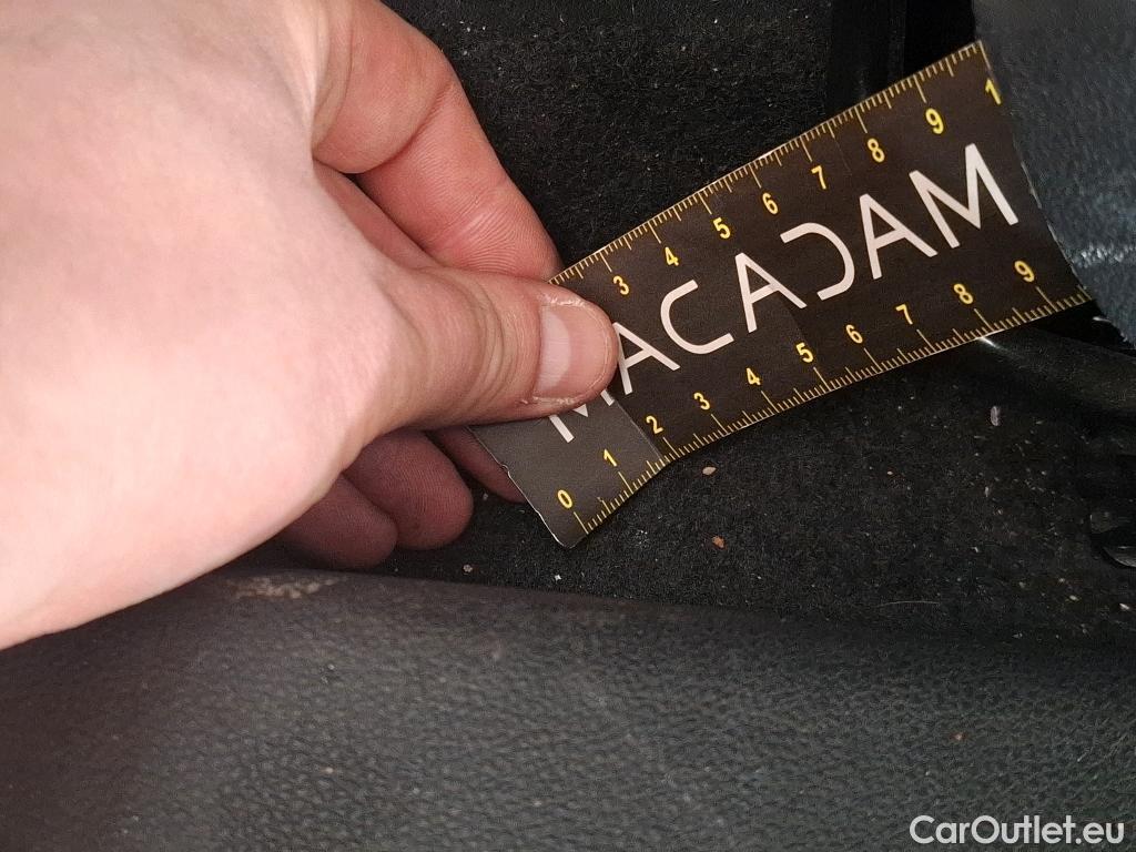  Renault  Captur  Business 1.5 dCi 110CV BVM6 E6 #58