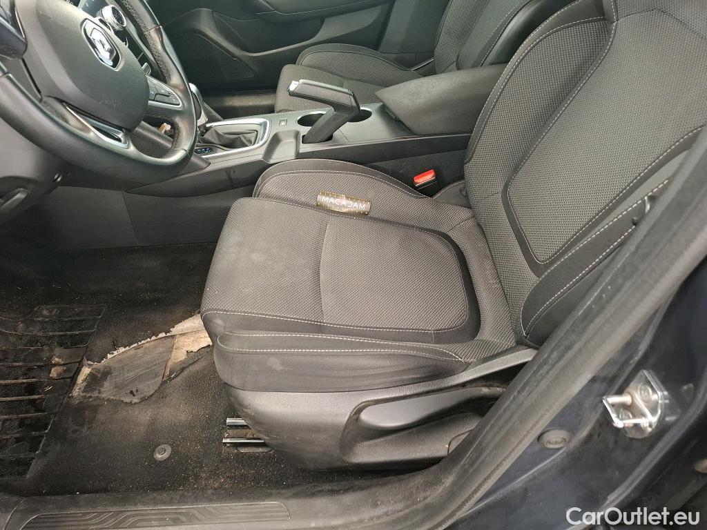  Renault  Megane  IV Estate Evolution 1.5 dCi 115CV BVA7 E6d #32