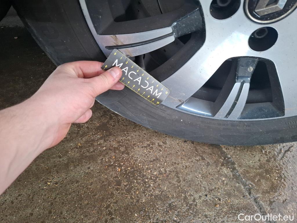  Renault  Captur  Business 1.5 dCi 110CV BVM6 E6 #51