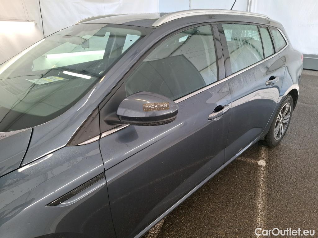 Renault  Megane  IV Estate Evolution 1.5 dCi 115CV BVA7 E6d #37