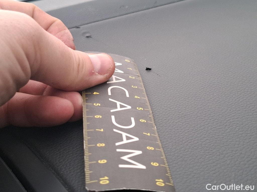  Renault  Captur  Business 1.5 dCi 110CV BVM6 E6 #24