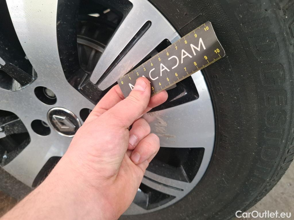  Renault  Captur  Business 1.5 dCi 110CV BVM6 E6 #44