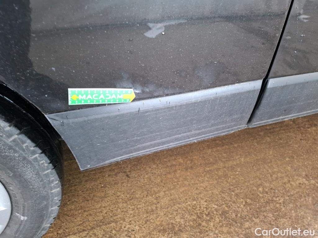  Renault  Trafic  Combi L2H1 3 0t (8/9 Sièges) Intens 2 2.0 dCi 145CV BVM6 8 Sieges E6dT #8