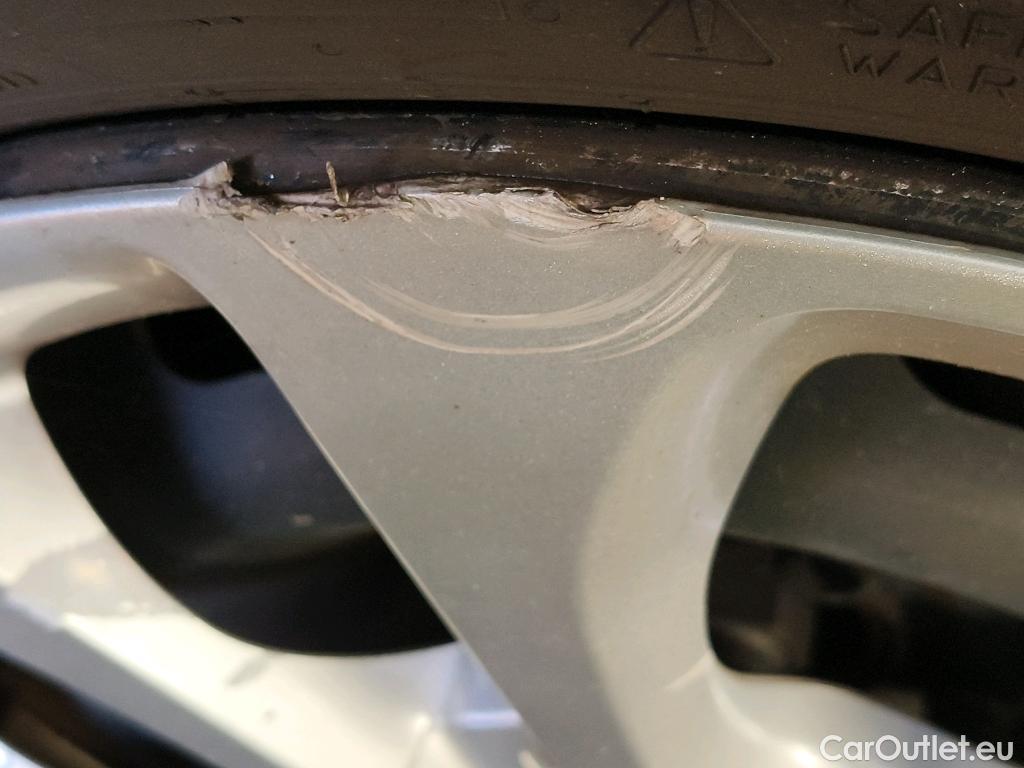  Citroen  C3 CITROEN  Société / 2016 / 5P / Berline PureTech 82 S&S BVM Feel #51