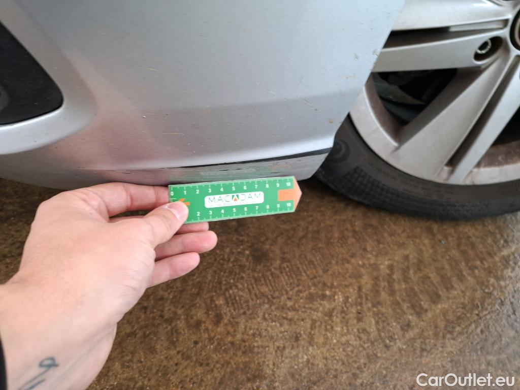  Volkswagen  Golf  VOLKSWAGEN / 2020 / 5P / Berline 1.5 eTSI OPF 150 DSG7 Life 1st #29