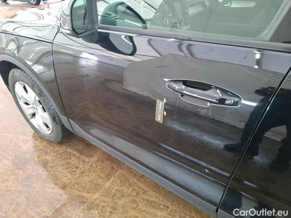  Volvo  XC 40 XC40 Momentum 2WD 1.5 130CV BVA8 E6d #24