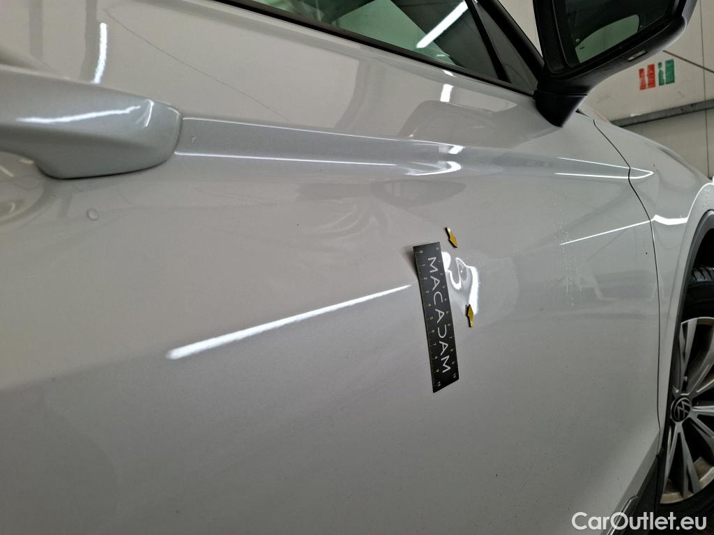  Volkswagen  Tiguan VOLKSWAGEN  / 2020 / 5P / SUV 2.0 TDI 150 DSG7 Life Business #2