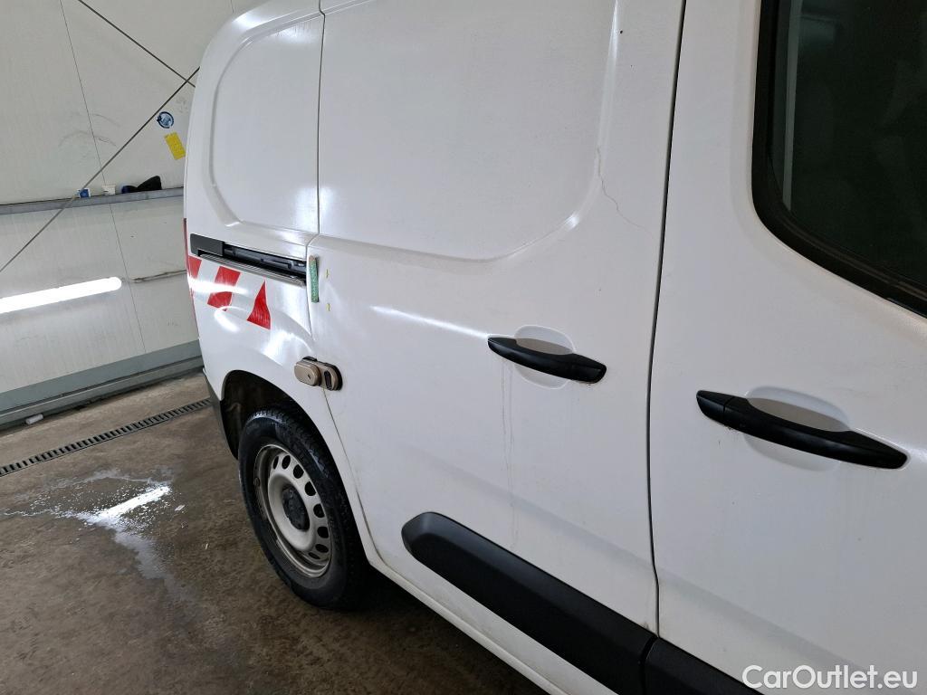  Citroen  Berlingo  Fourgon Worker M 1000 1.2 PureTech 130CV BVA8 E6d #16