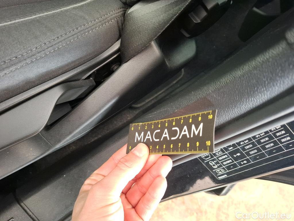  Volvo  XC 40 XC40 Momentum 2WD 1.5 130CV BVA8 E6d #5