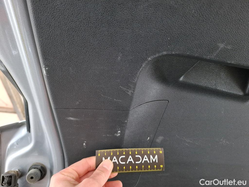  Volkswagen  Tiguan VOLKSWAGEN  Allspace / 2017 / 5P / SUV 2.0 TDI 150 DSG7 Confortline Business #3