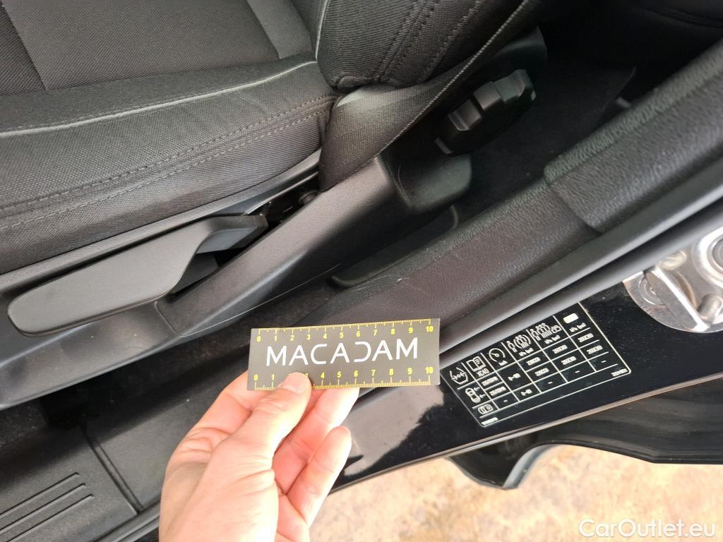  Volvo  XC 40 XC40 Momentum 2WD 1.5 130CV BVA8 E6d #4