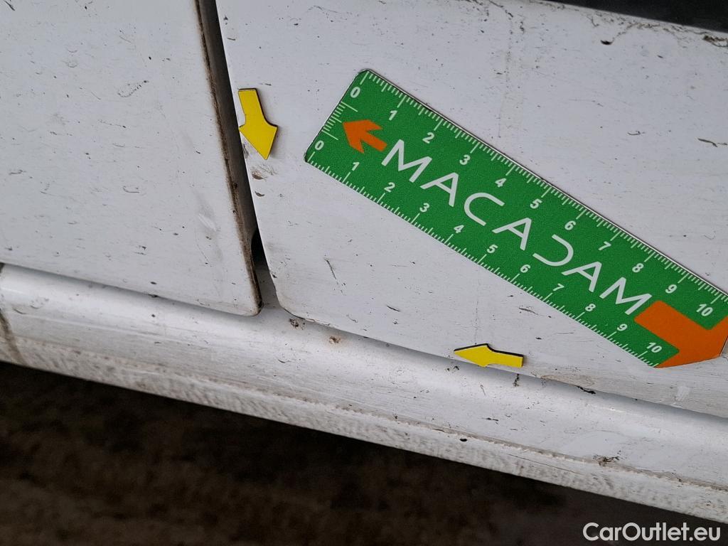  Citroen  Berlingo  Fourgon Club XL 950 1.5 BlueHDi 130CV BVM6 E6dT #9