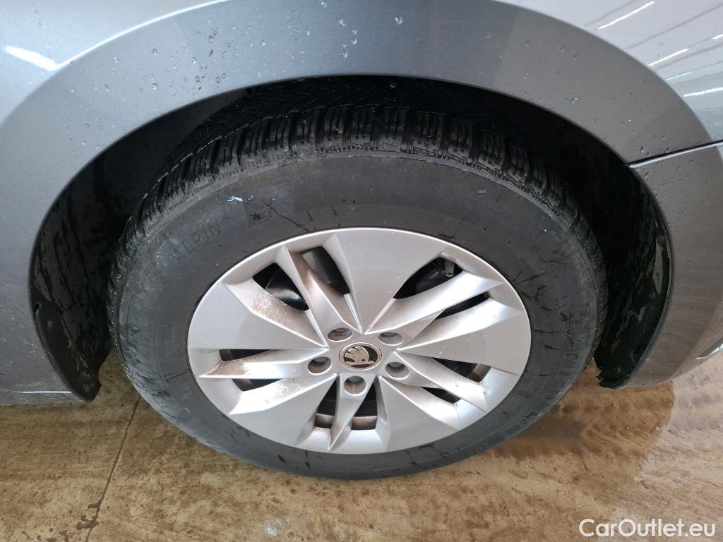  Skoda  Octavia  Break Business 2.0 TDI 115CV BVA7 E6d #21