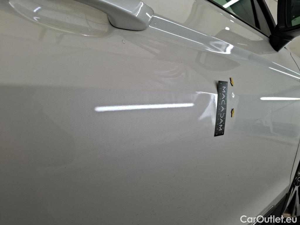  Volkswagen  Tiguan VOLKSWAGEN  / 2020 / 5P / SUV 2.0 TDI 150 DSG7 Life Business #1