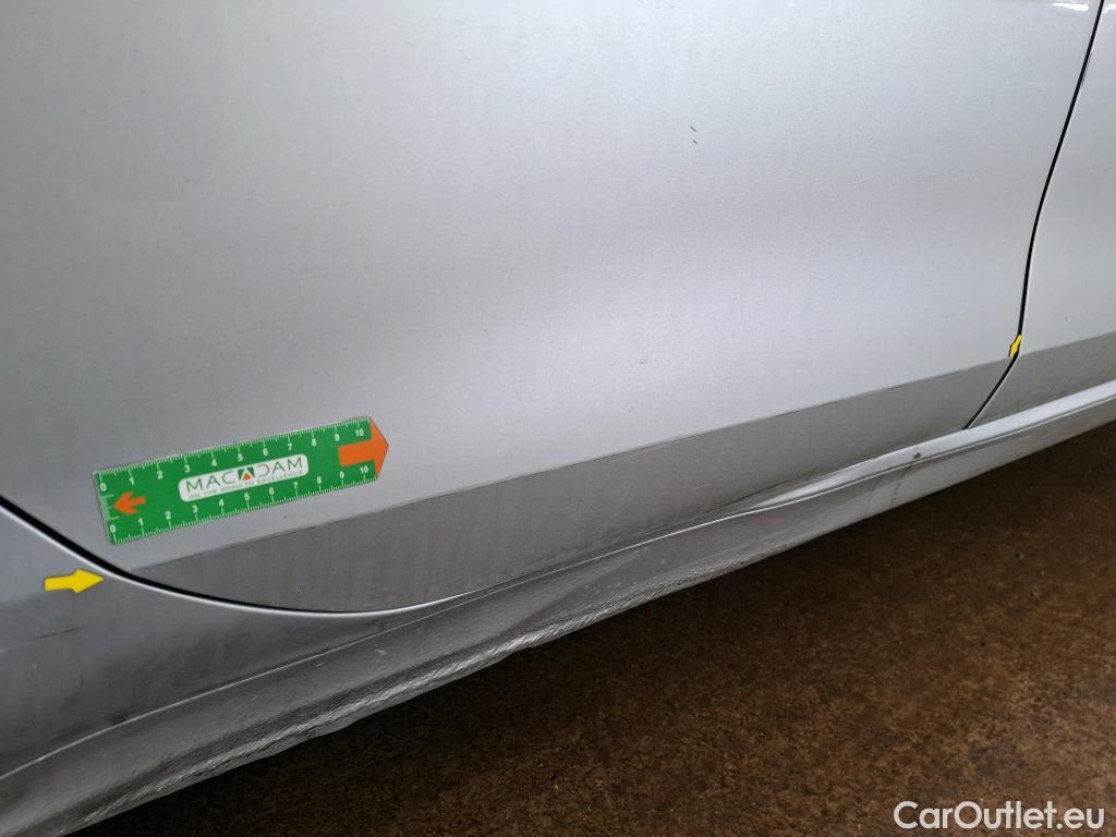  Volkswagen  Golf  VOLKSWAGEN / 2020 / 5P / Berline 1.5 eTSI OPF 150 DSG7 Life 1st #4