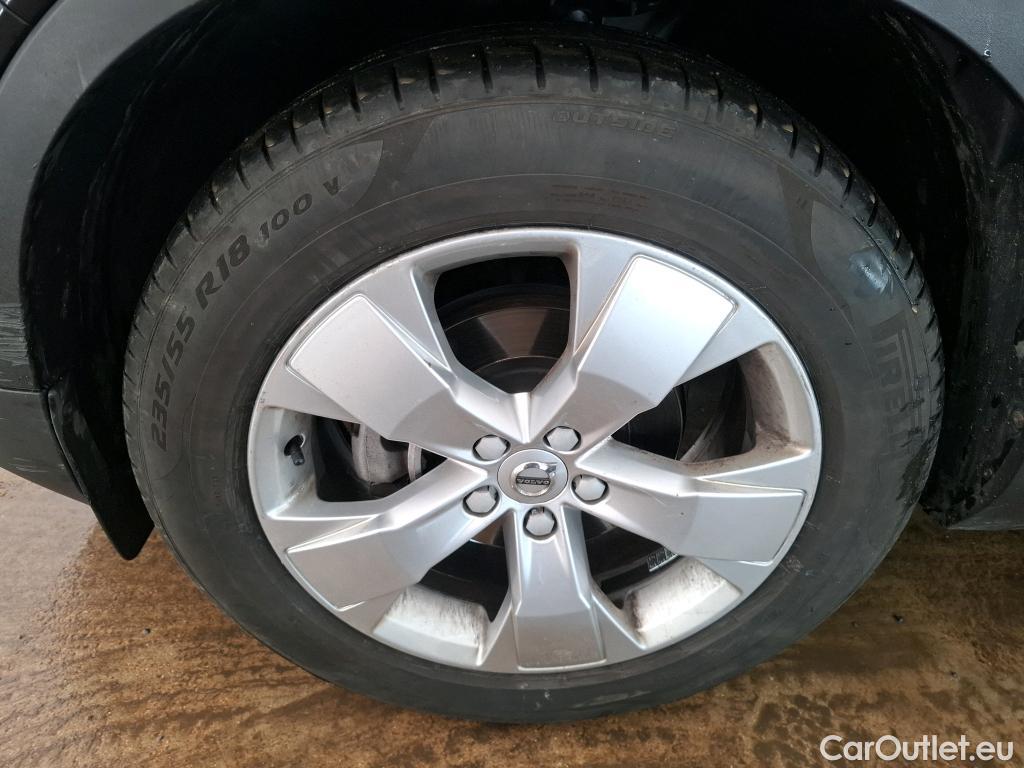  Volvo  XC 40 XC40 Momentum 2WD 1.5 130CV BVA8 E6d #51