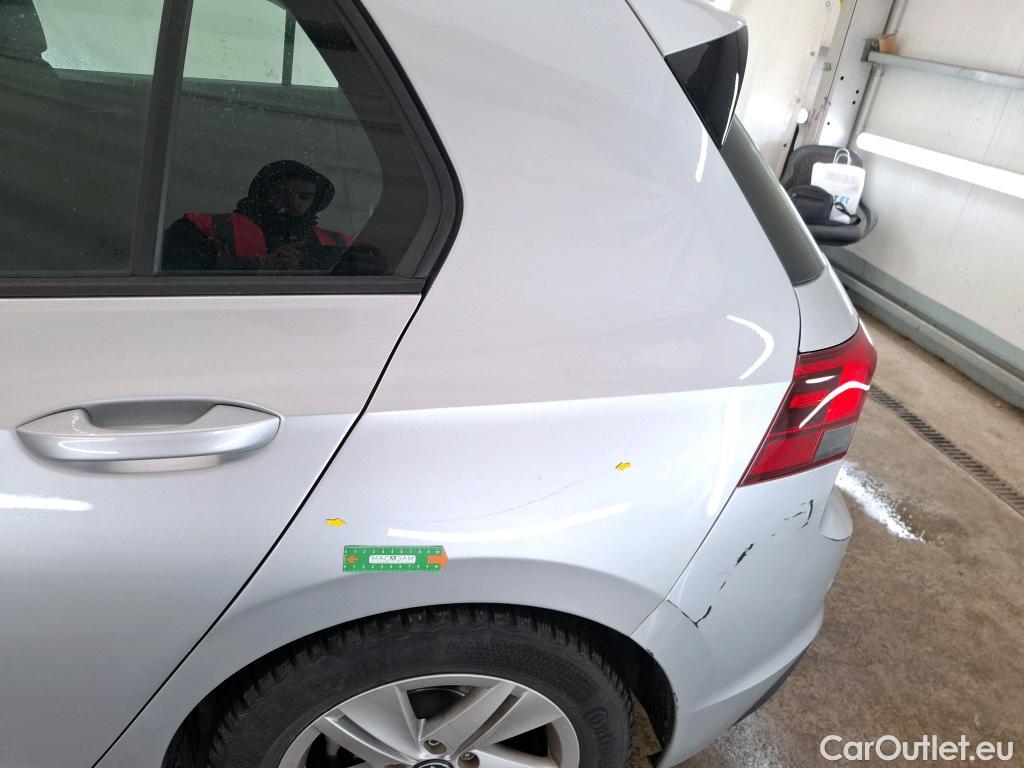  Volkswagen  Golf  VOLKSWAGEN / 2020 / 5P / Berline 1.5 eTSI OPF 150 DSG7 Life 1st #44