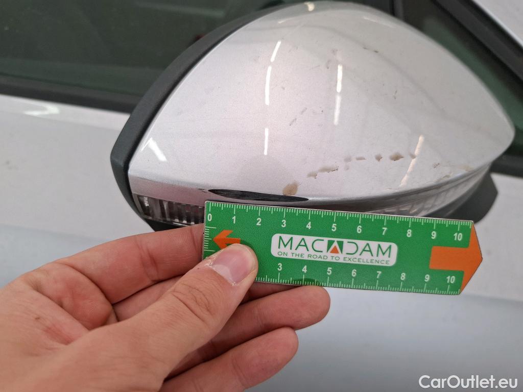  Volkswagen  Golf  VOLKSWAGEN / 2020 / 5P / Berline 1.5 eTSI OPF 150 DSG7 Life 1st #47