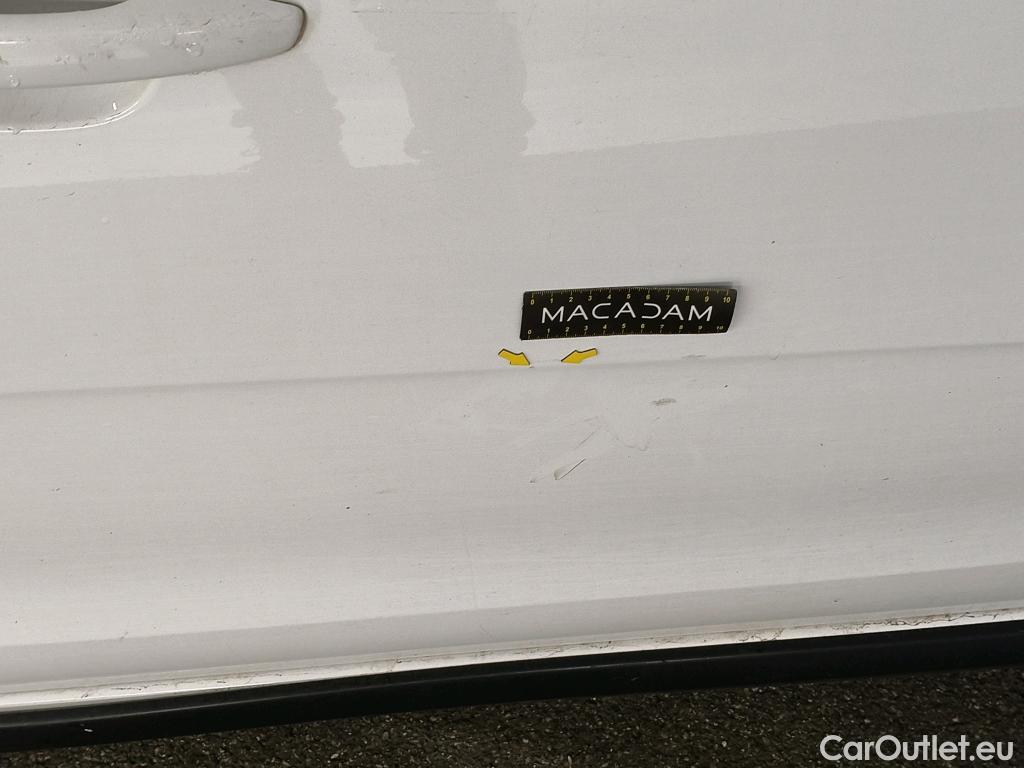  Citroen  C3 CITROEN  Société / 2016 / 5P / Berline PureTech 82 S&S BVM Feel #59