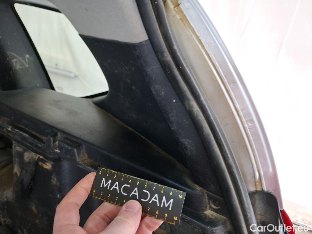  Dacia  Duster  I Lauréate Plus 4x4 1.5 dCi 110CV BVM6 E6 / TRANSFO VP VF
 #77