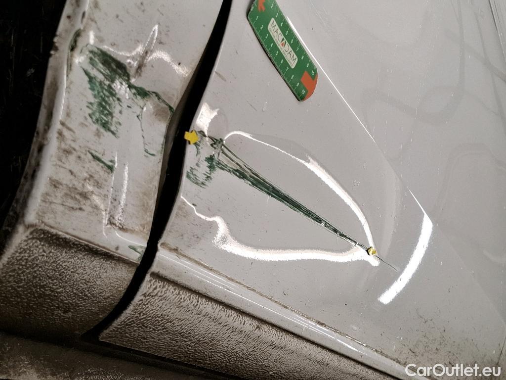  Mercedes  Vito MERCEDES-BENZ  Long / 2020 / 4P / Fourgon tôlé e- 60KWH Long #21